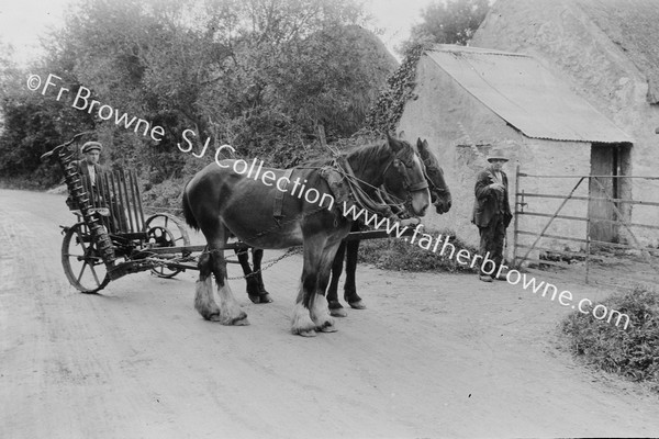 HARVEST TIME AFTER THE DAYS WORK AT BALLYKILMURRAY